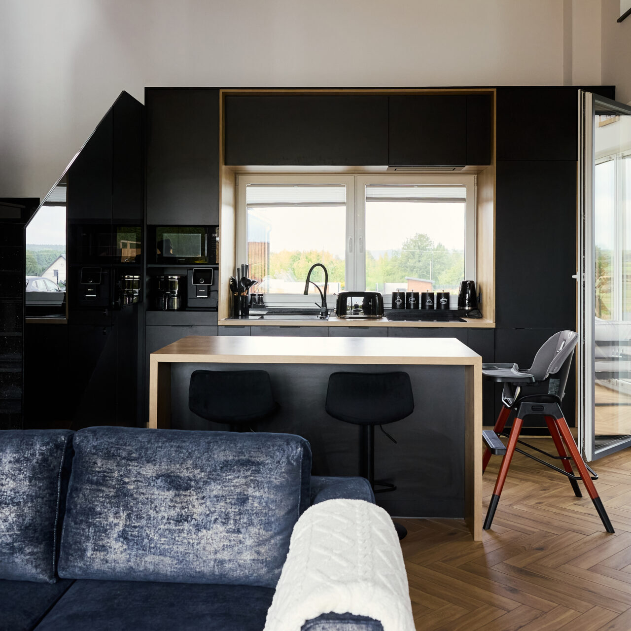 SALON Z JADALNIĄ